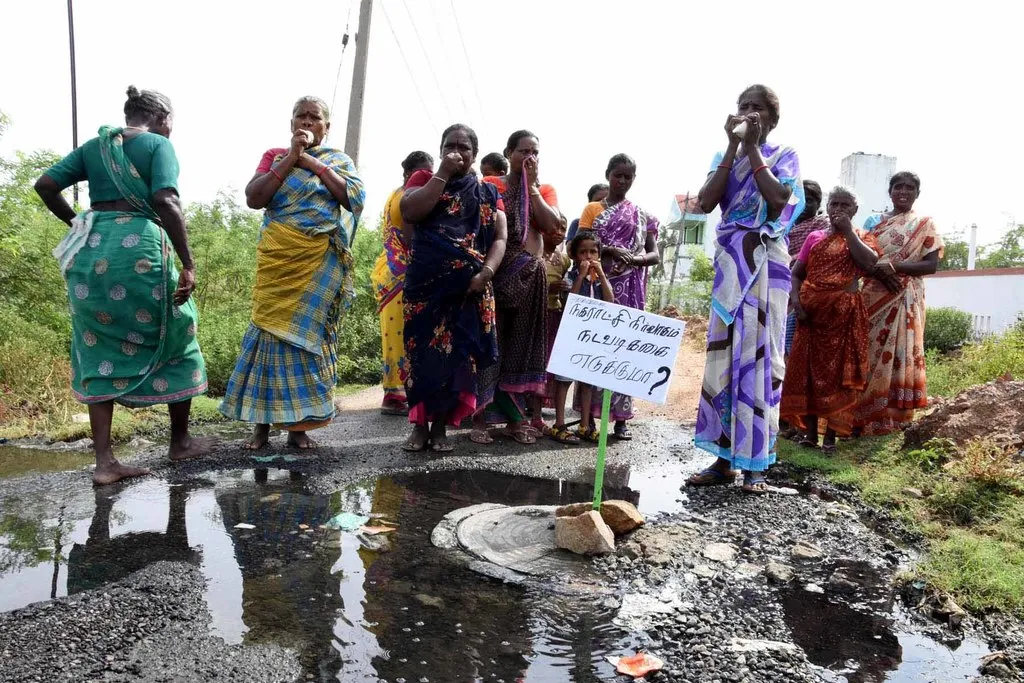 Sewer  Gutter running on the road ... 